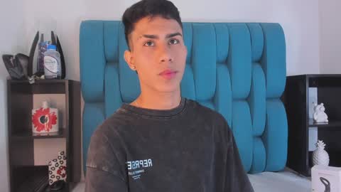 alannaughty_ online show from 31, 12, 2024