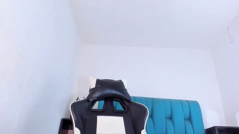 alannaughty_ online show from 12, 2, 2025