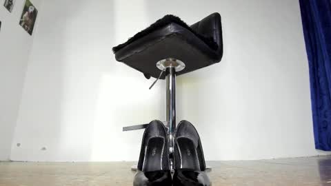 ALANNIS online show from 3, 3, 2025