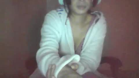 Snapshot of alaouirim25 chatting on 2, 11, 2025 AllylicArabis online show from 2, 11, 2025