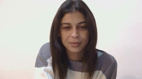 Snapshot of alaouirim25 chatting on 10, 2, 2026 AllylicArabis online show from 10, 2, 2026