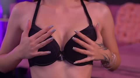 Snapshot of alaramyst chatting on 30, 5, 2026 Alara online show from 30, 5, 2026