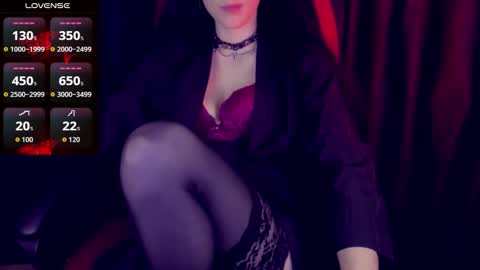 Snapshot of alariafatal chatting on 10, 11, 2025 Alaria online show from 10, 11, 2025