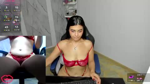 Snapshot of alayasmile chatting on 25, 6, 2026 Alaya online show from 25, 6, 2026