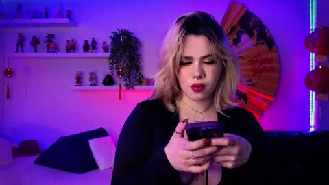 Snapshot of albaandthayron chatting on 12, 6, 2026 albaandthayron online show from 12, 6, 2026
