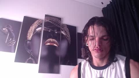 Snapshot of albertbernal69 chatting on 25, 10, 2025 Albert online show from 25, 10, 2025