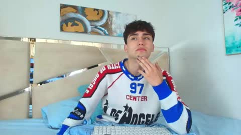 alec online show from 23, 11, 2025