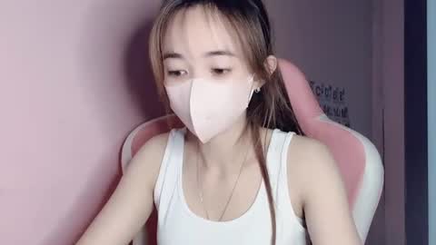 Snapshot of alee8386 chatting on 29, 7, 2026 alee8386 online show from 29, 7, 2026