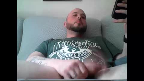 Snapshot of aleeexxxx4u chatting on 17, 4, 2026 aleeexxxx4u online show from 17, 4, 2026