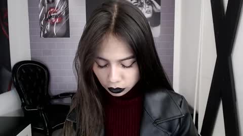 Snapshot of aleesha_cameron02 chatting on 27, 10, 2025 Ale online show from 27, 10, 2025