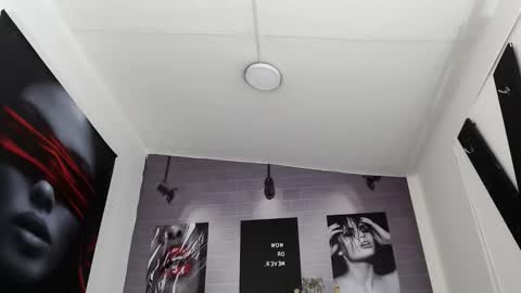 Snapshot of aleesha_cameron02 chatting on 13, 11, 2025 Ale online show from 13, 11, 2025