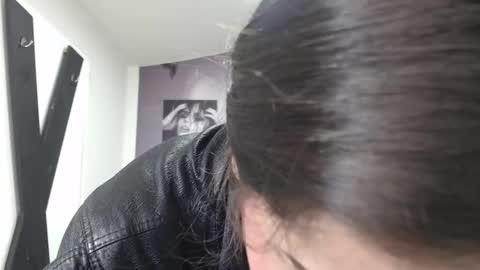 Snapshot of aleesha_cameron02 chatting on 14, 12, 2025 Ale online show from 14, 12, 2025