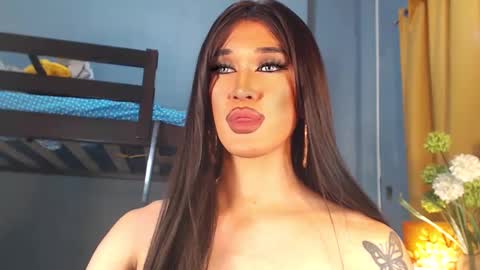 aleinacroft online show from 4, 3, 2025