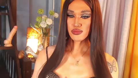 aleinacroft online show from 6, 3, 2025