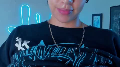 Snapshot of aleja1214 chatting on 13, 9, 2025 Alejandra online show from 13, 9, 2025