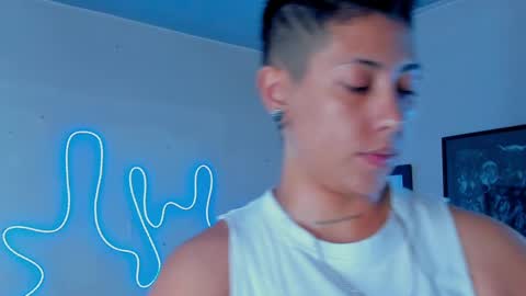 Snapshot of aleja1214 chatting on 12, 10, 2025 Alejandra online show from 12, 10, 2025