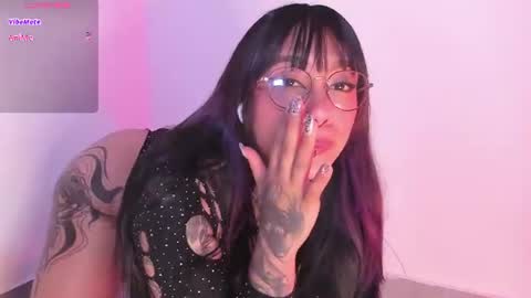 Snapshot of aleja_5 chatting on 25, 7, 2026 Ale online show from 25, 7, 2026