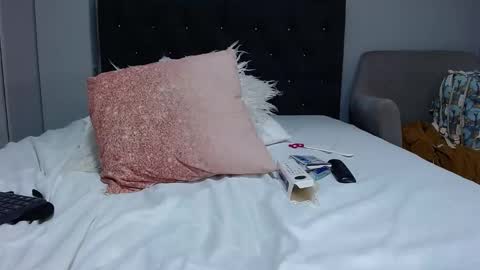 ALEJA  STEVENS online show from 27, 12, 2024