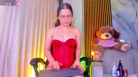 Snapshot of alejagarcia_ chatting on 14, 5, 2026 CUTE ALEJA online show from 14, 5, 2026