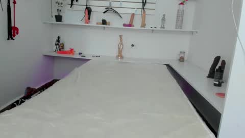 Alejandra online show from 11, 10, 2025