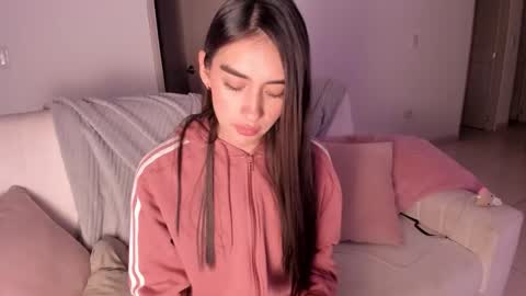 alejandraaa_ online show from 19, 12, 2025