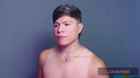 Alejandro G online show from 25, 10, 2025