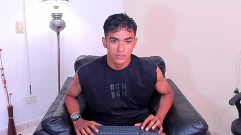 Snapshot of alejandro_williams chatting on 19, 5, 2026 Alejandro williams online show from 19, 5, 2026