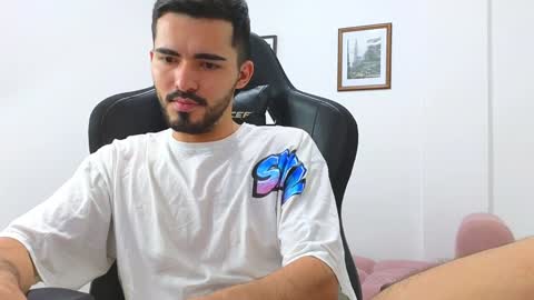 alejandroo_7 online show from 14, 1, 2025