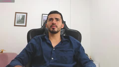 alejandroo_7 online show from 4, 10, 2025