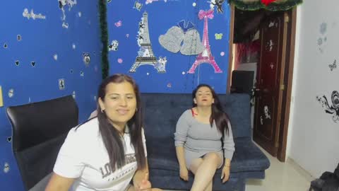 zoe and Kataleya online show from 31, 1, 2025