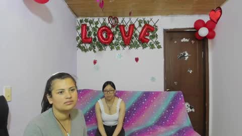 zoe and Kataleya online show from 28, 2, 2025