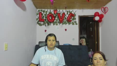 zoe and Kataleya online show from 4, 3, 2025