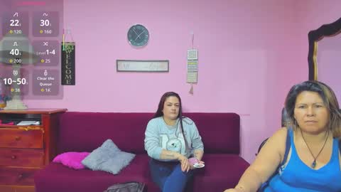 zoe and Kataleya online show from 14, 10, 2025