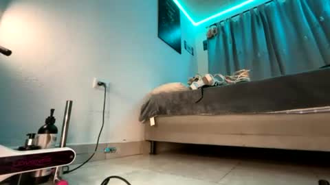 alejo_cute online show from 16, 7, 2026