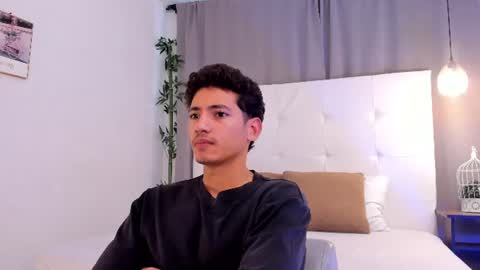 Snapshot of alejo_exotic chatting on 10, 7, 2026 alejo_exotic online show from 10, 7, 2026