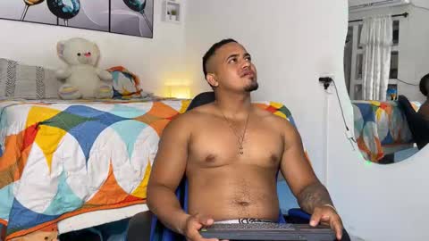 Snapshot of alejo_gero1712 chatting on 9, 9, 2025 Alejo online show from 9, 9, 2025