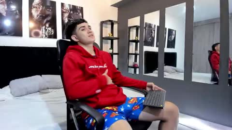 alejo_gray1 online show from 19, 1, 2026