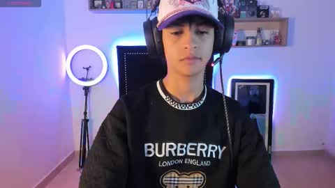 Snapshot of alejoo_storms chatting on 13, 11, 2025 alejo online show from 13, 11, 2025