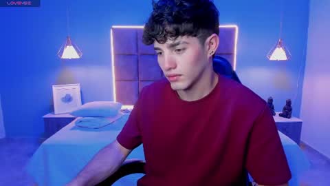 ALejoo Saenz online show from 16, 7, 2026