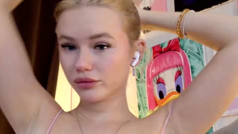 Snapshot of aleksalore chatting on 14, 12, 2024 Lexi online show from 14, 12, 2024