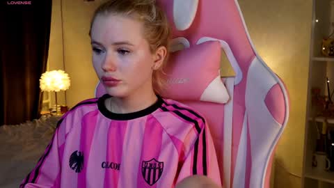 Snapshot of aleksalore chatting on 28, 12, 2024 Lexi online show from 28, 12, 2024