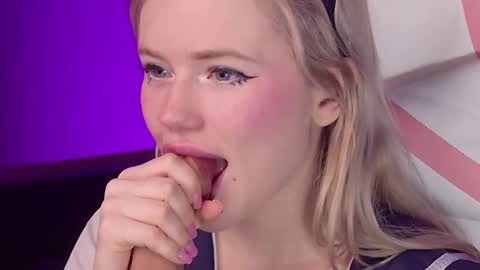 Snapshot of aleksalore chatting on 7, 3, 2025 Lexi online show from 7, 3, 2025