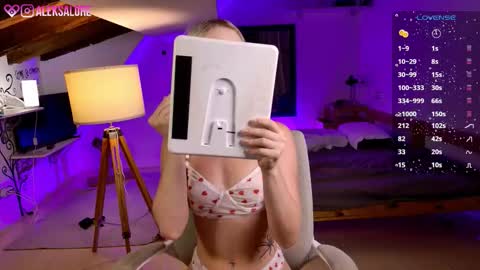 Snapshot of aleksalore chatting on 15, 9, 2025 Lexi online show from 15, 9, 2025