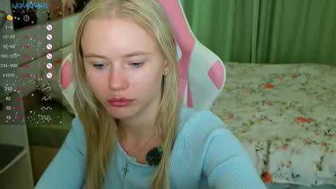 Snapshot of aleksalore chatting on 26, 9, 2025 Lexi online show from 26, 9, 2025