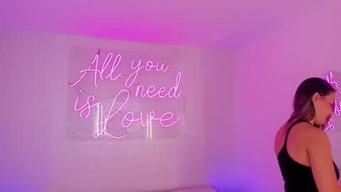 Aleksandra  online show from 16, 4, 2026