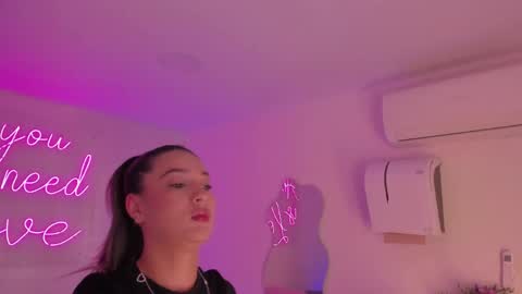 Snapshot of aleksandra_miller chatting on 6, 5, 2026 Aleksandra online show from 6, 5, 2026