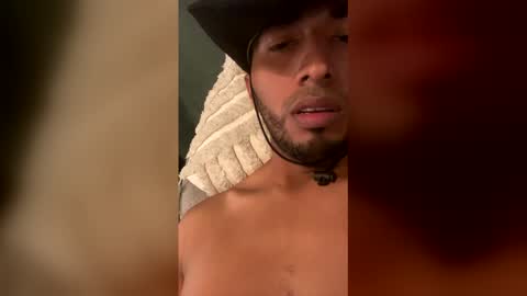 Snapshot of alemart2010 chatting on 8, 4, 2026 alemart2010 online show from 8, 4, 2026