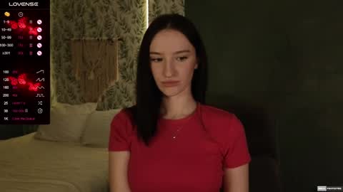 Snapshot of alena_navi chatting on 4, 3, 2025 Alena online show from 4, 3, 2025