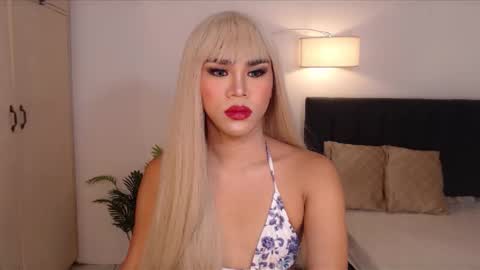 alenajones online show from 2, 12, 2024