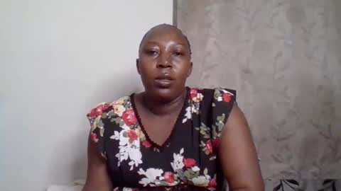 Noreen Kennth and Emilly online show from 5, 10, 2025